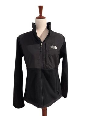 North Face ⭐️ VGUC Denali Women’s Size Medium